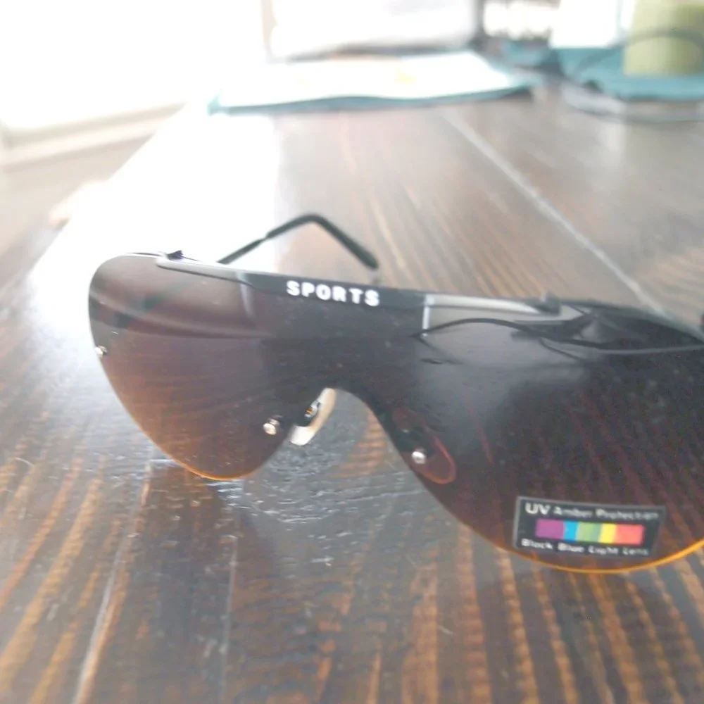 Vintage SPORTS 1/2 rim shield sunglasses.- amber gradient- non polar-unisex